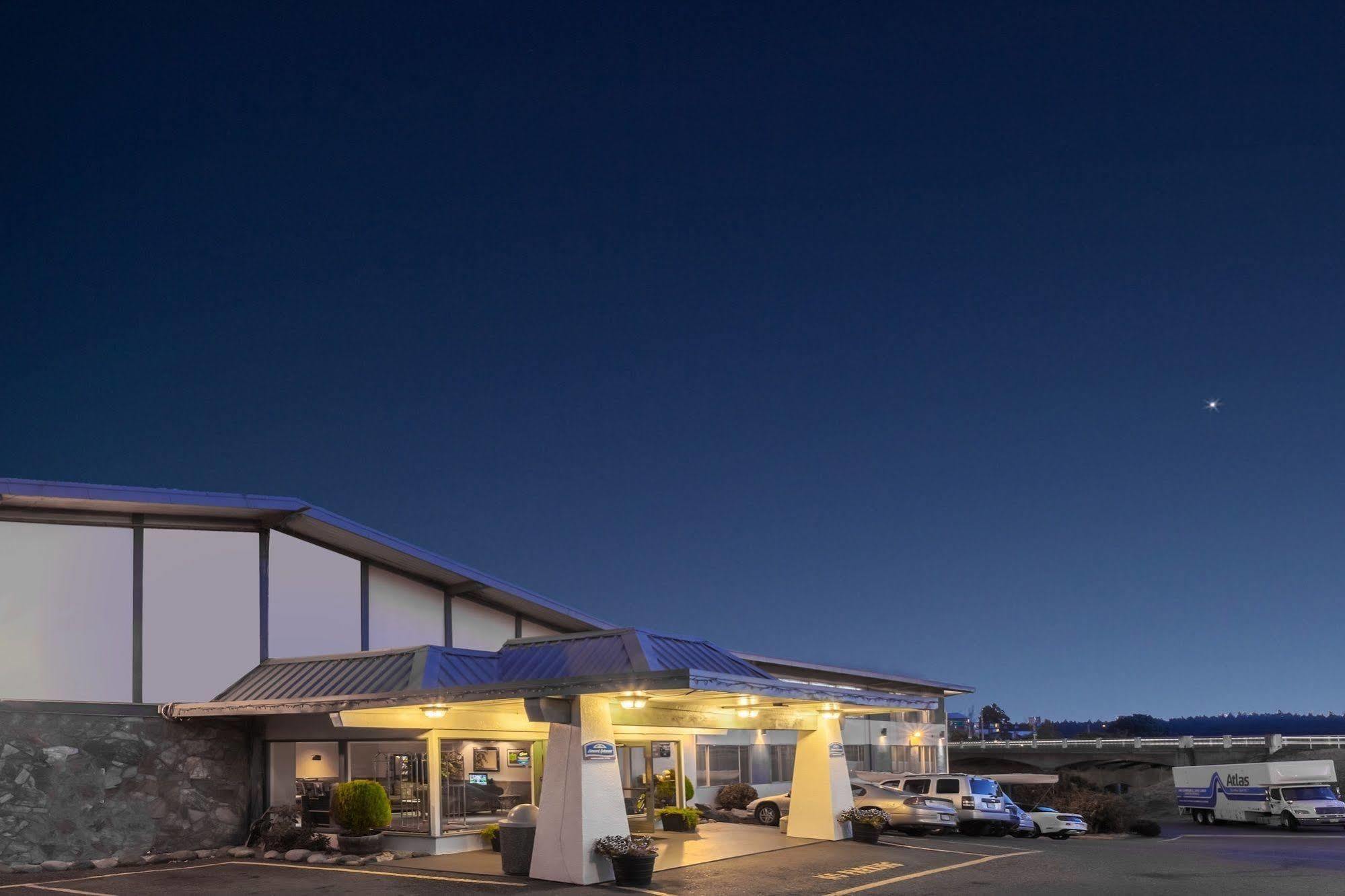 Howard Johnson By Wyndham Nanaimo Harbourside Exteriér fotografie