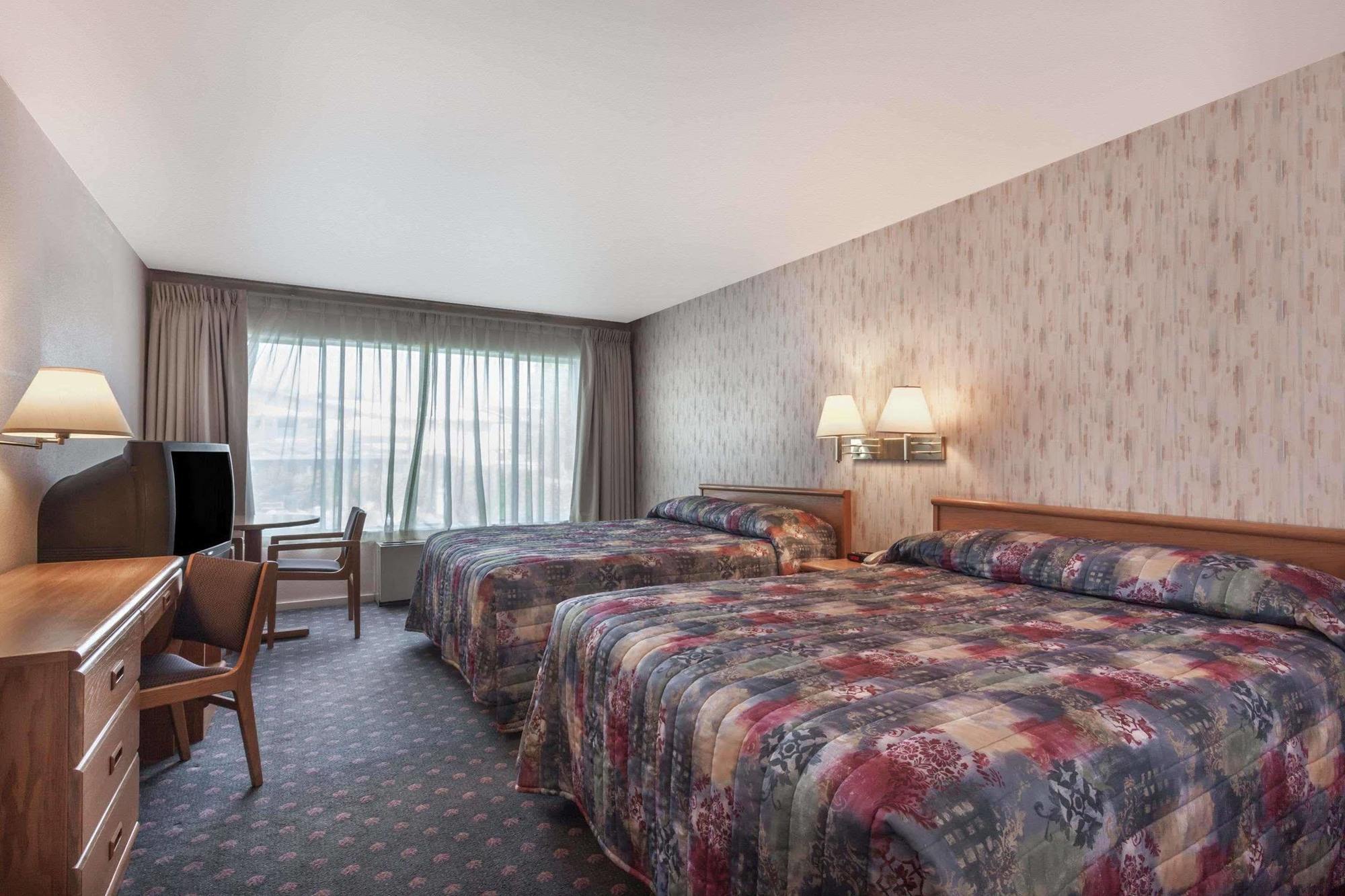 Howard Johnson By Wyndham Nanaimo Harbourside Exteriér fotografie