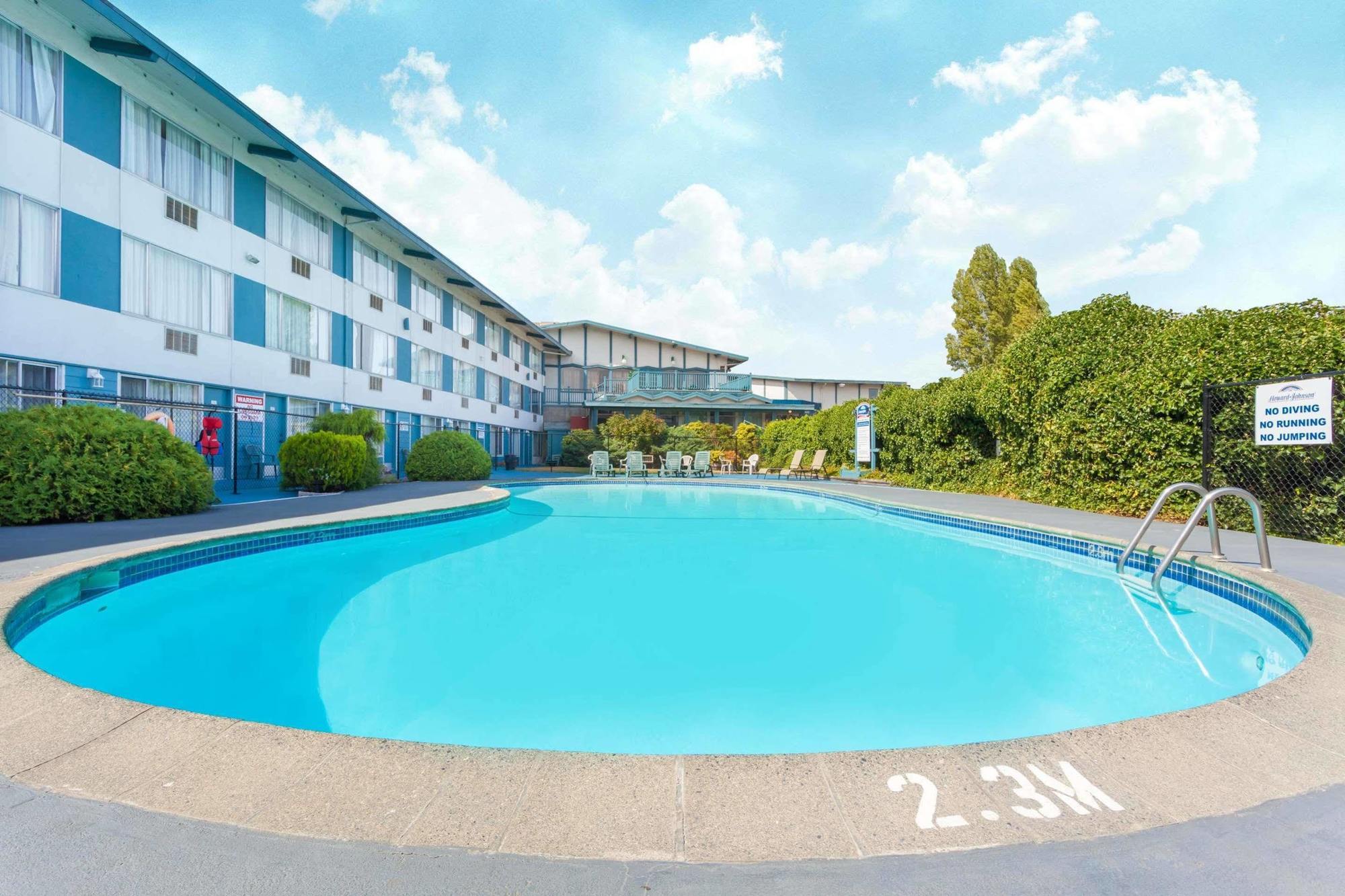 Howard Johnson By Wyndham Nanaimo Harbourside Exteriér fotografie